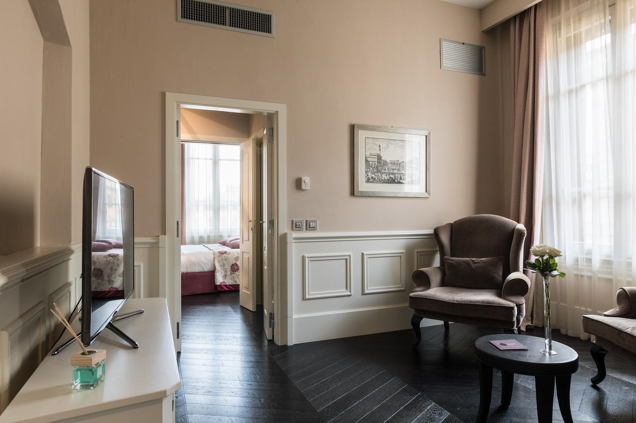 Cavalieri Palace Luxury Residences Florencia Exterior foto